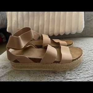 NUDE SANDALS | SZ 7